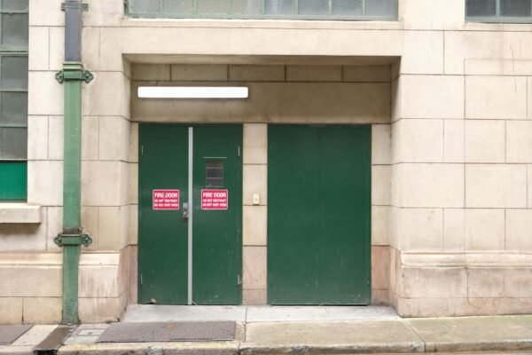 Norme NF S61-937 : les portes coupe-feu expliquées
