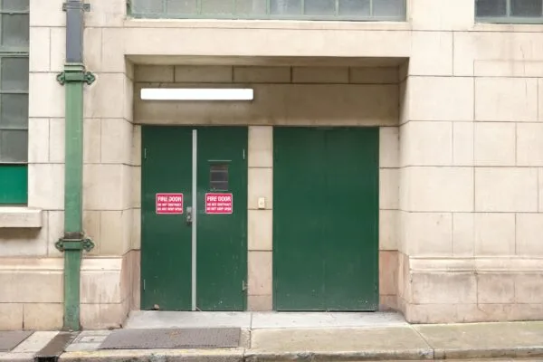 Norme NF S61-937 : les portes coupe-feu expliquées